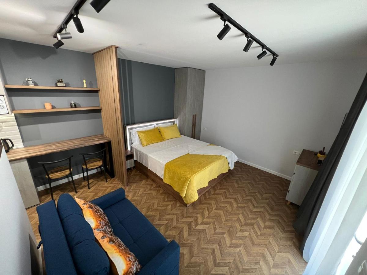 Florent'S Superb Studio, Free Parking & Garden!! Tirana Exterior photo